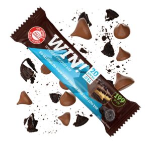 חטיפי חלבון WIN בטעם עוגיות קקאו וחלב, מצופה שוקולד חלב מעולה